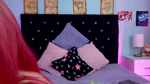 lizz_bela1 online show from July 27, 11:32 pm
