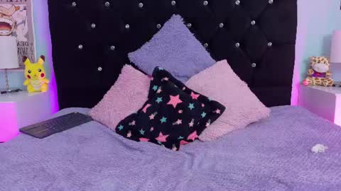 lizz_bela1 online show from August 13, 12:46 am
