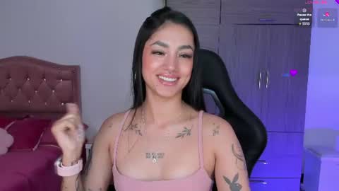 Lizzie Corner  online show from August 6, 5:34 pm