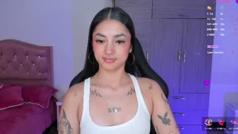 Lizzie Corner  online show from August 8, 5:13 pm