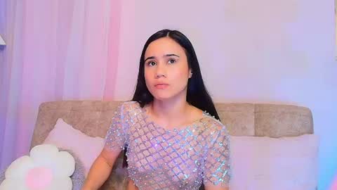 lizzy_kane online show from August 12, 11:29 pm