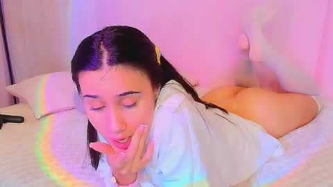 lizzy_kane online show from August 15, 2:26 am