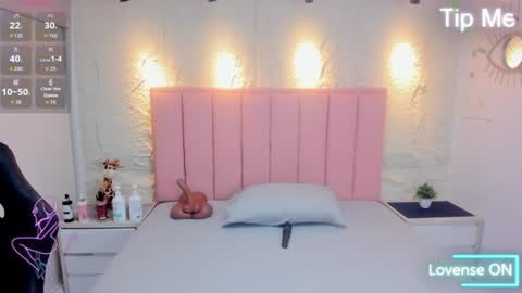 Lizzy online show from August 10, 7:37 pm