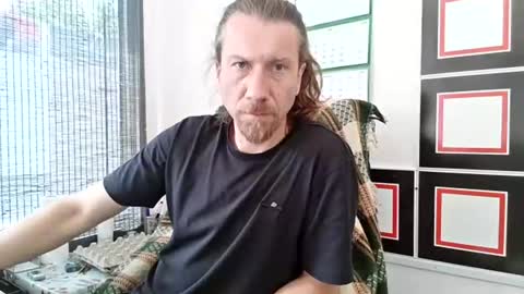 lkonig504475 online show from July 10, 12:33 pm