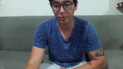 Lobo online show from August 17, 2:27 am