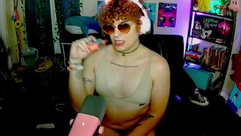 LobotomyPrincess online show from August 17, 1:27 pm