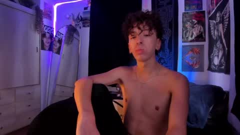 locke_bl online show from July 31, 1:39 pm