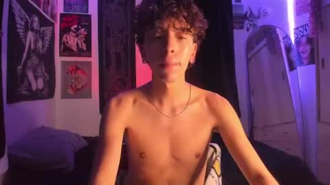 locke_bl online show from August 15, 6:28 am