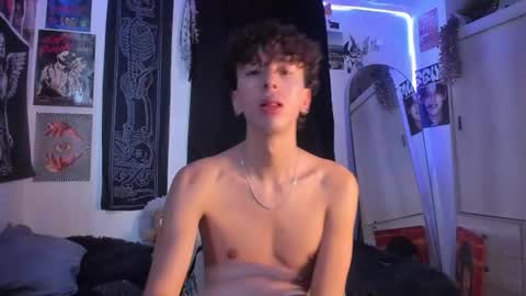 locke_bl online show from August 16, 4:44 pm