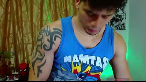 Loganandrwz online show from July 31, 10:59 pm