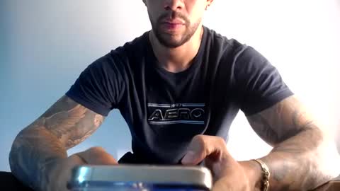 Logan Wolfp online show from August 16, 1:09 am