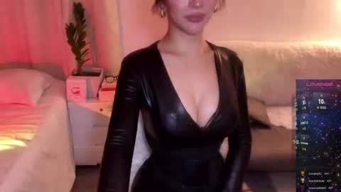 Mistress L online show from August 13, 11:35 am