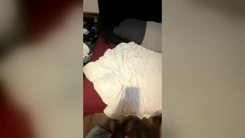 lokkzzbaby13 online show from June 18, 5:40 am