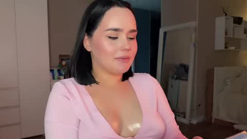 lola_razee online show from July 25, 2:59 am