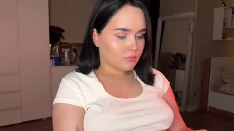 lola_razee online show from July 27, 1:00 am