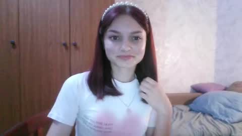 lola_sweetglow online show from July 18, 9:16 pm