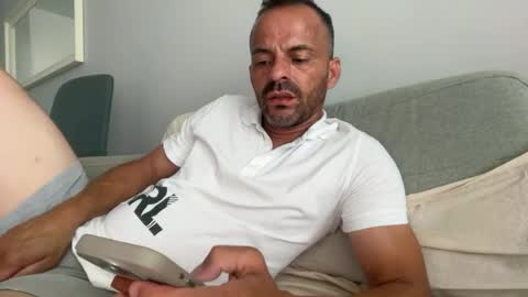 lolaandresbis online show from July 12, 6:31 am