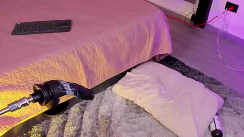 Lola Angel online show from August 6, 1:26 am