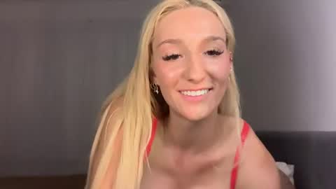 Lola online show from July 28, 9:48 am