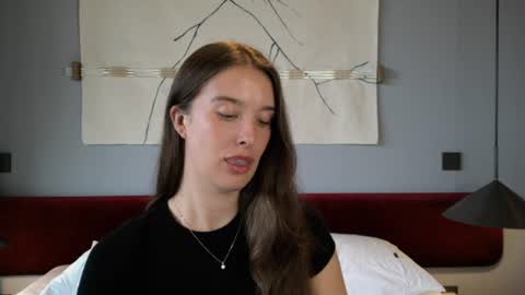 MissLolaDom online show from August 7, 5:24 pm