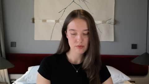MissLolaDom online show from August 7, 9:26 pm