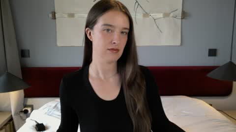 MissLolaDom online show from August 9, 4:41 pm