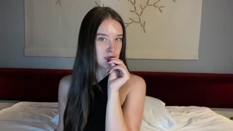 MissLolaDom online show from August 13, 12:02 am