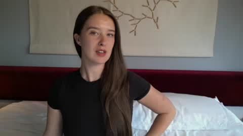 MissLolaDom online show from August 13, 5:27 pm