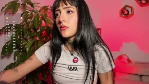 Lola online show from July 29, 4:30 am