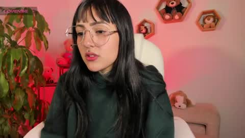 Lola online show from August 4, 12:40 am