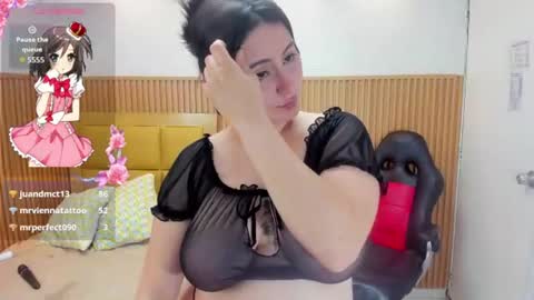 LOLA online show from August 18, 6:41 am