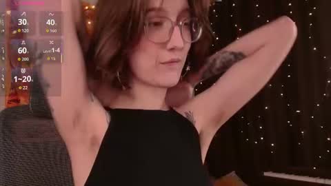lolami_ online show from July 29, 7:37 am