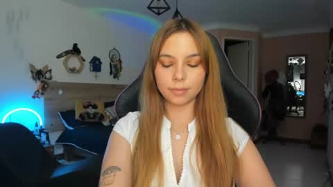 Lola doll online show from July 22, 6:54 pm