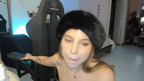 Lola doll online show from July 31, 6:02 pm
