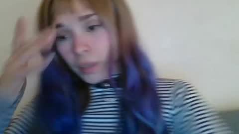 lole online show from August 15, 8:51 am