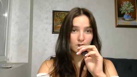 lole_di online show from August 11, 10:34 pm