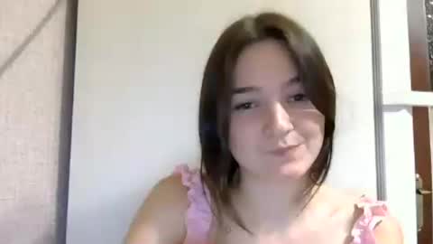 lole_di online show from August 13, 9:40 pm