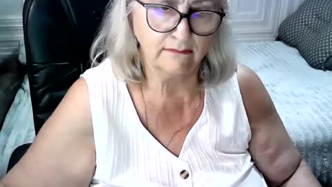 LolkaAlyss online show from August 29, 9:36 pm