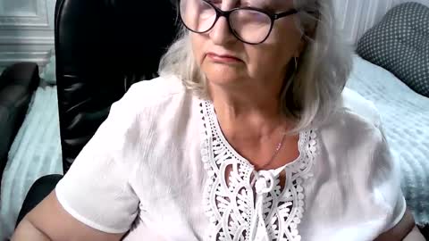 LolkaAlyss online show from September 1, 9:16 pm