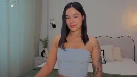 lolly_turner online show from August 6, 5:17 am