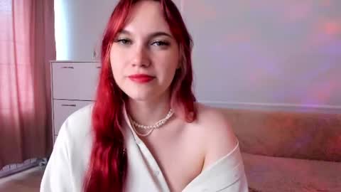 Jully online show from August 2, 2:40 am
