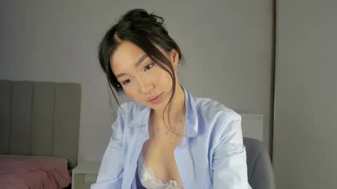 Asami online show from August 7, 4:45 am