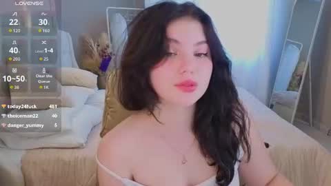 lollyy_pop online show from August 14, 4:49 am