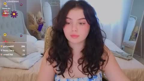 lollyy_pop online show from August 15, 7:01 am