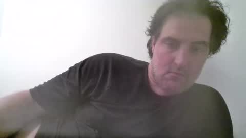 THE SEXIEST MAN ALIVE online show from July 31, 3:57 am