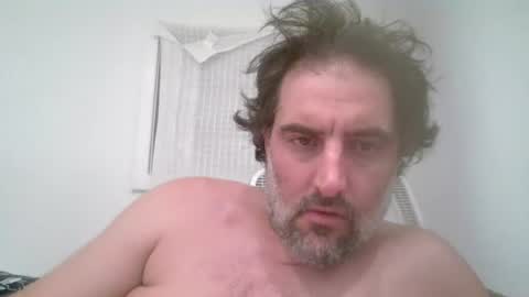 THE SEXIEST MAN ALIVE online show from August 14, 4:38 am