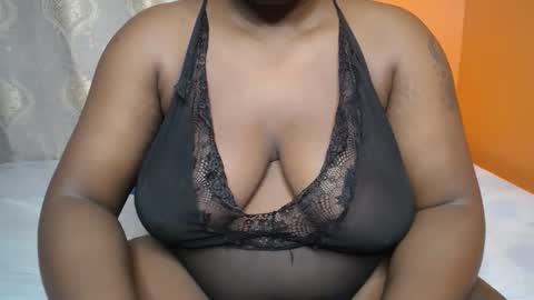 lomyenom56 online show from May 18, 4:57 am