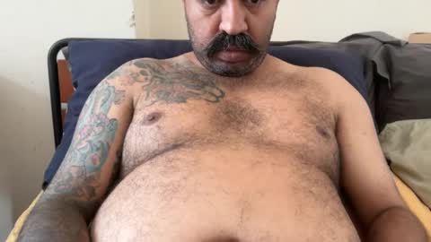 london_lad_101 online show from August 5, 9:29 am