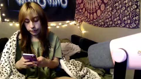 londonray online show from August 5, 4:21 am