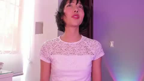London online show from August 12, 5:26 pm